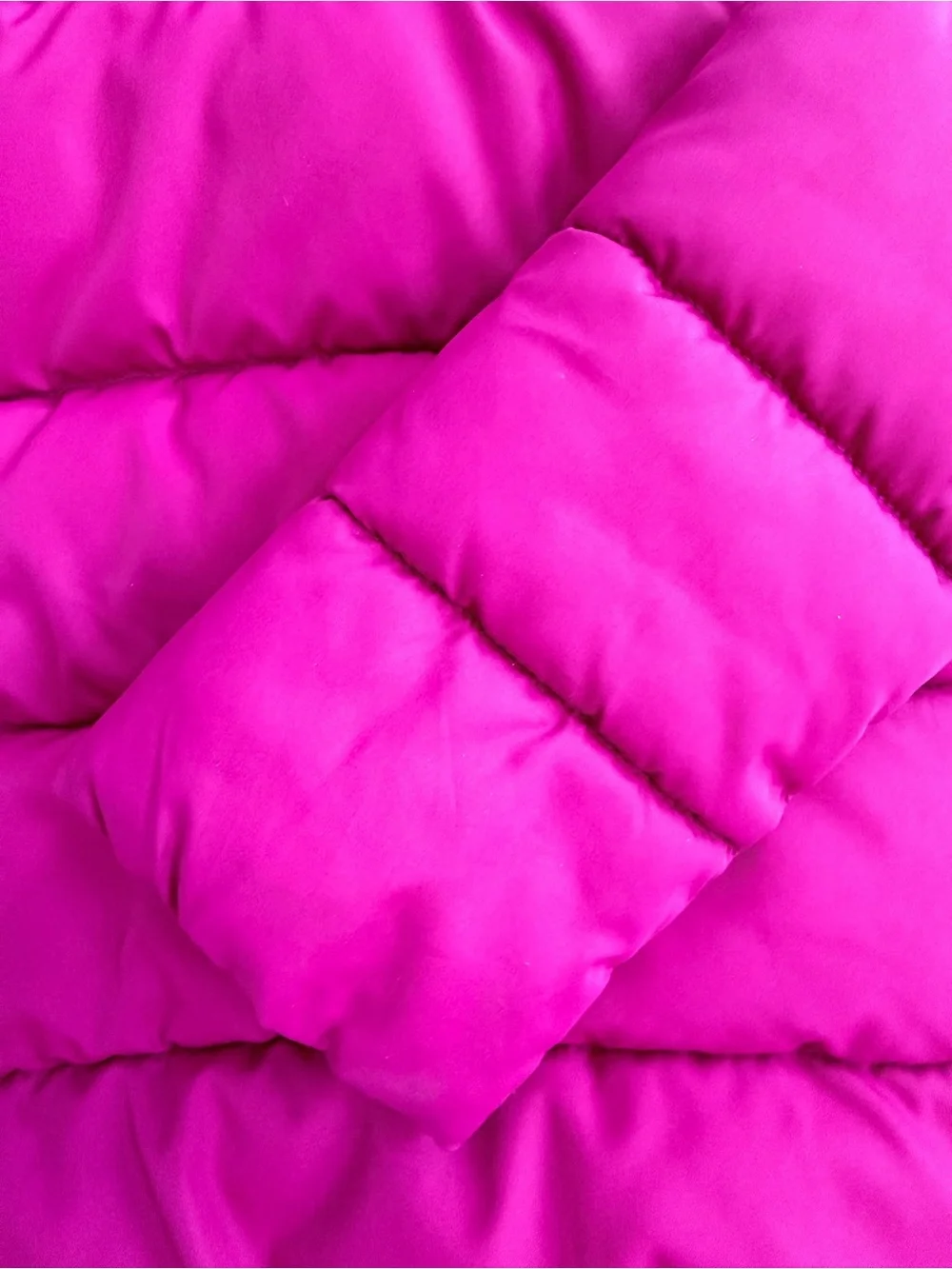 The Children's Place Hooded Puffer Jacket in Bright Magenta